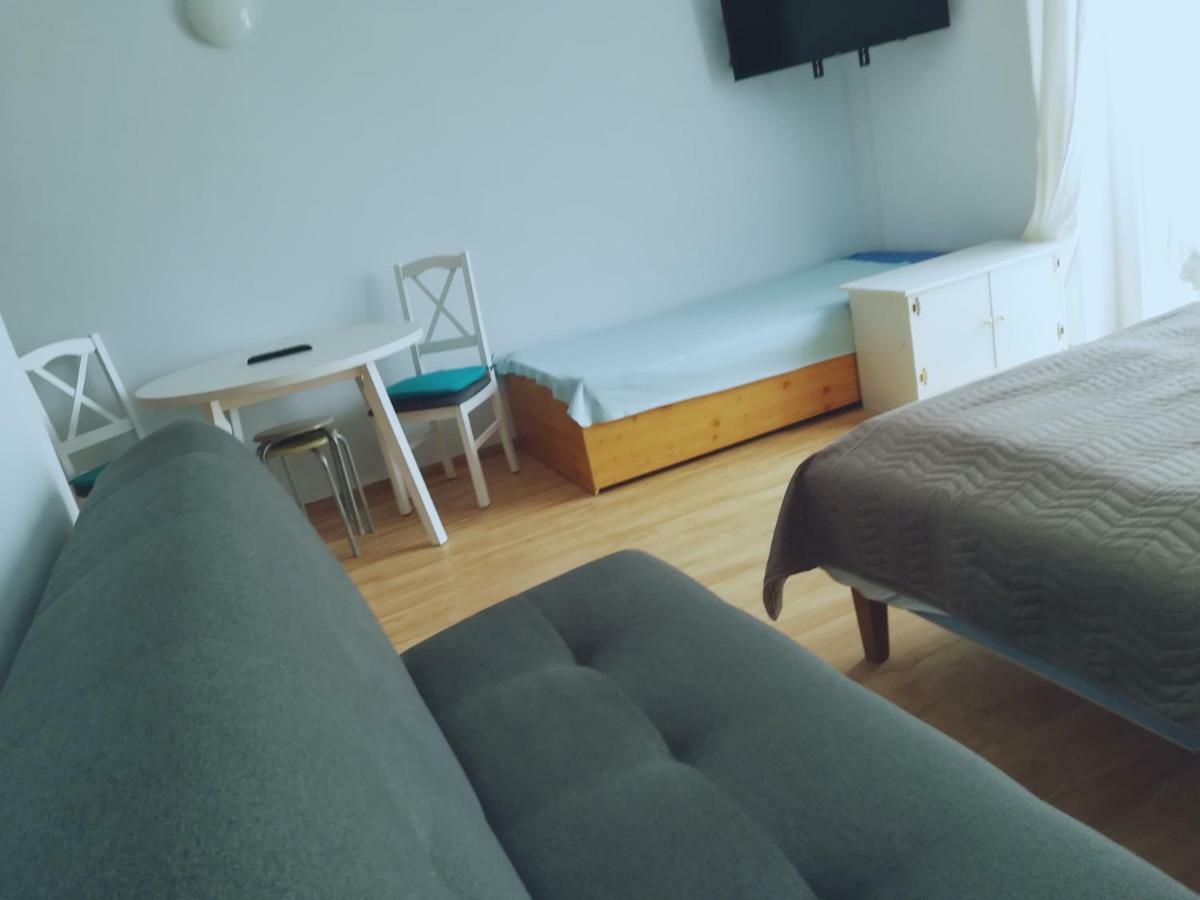 Pokoje Goscinne Jutrzenka Swarzewo Bagian luar foto