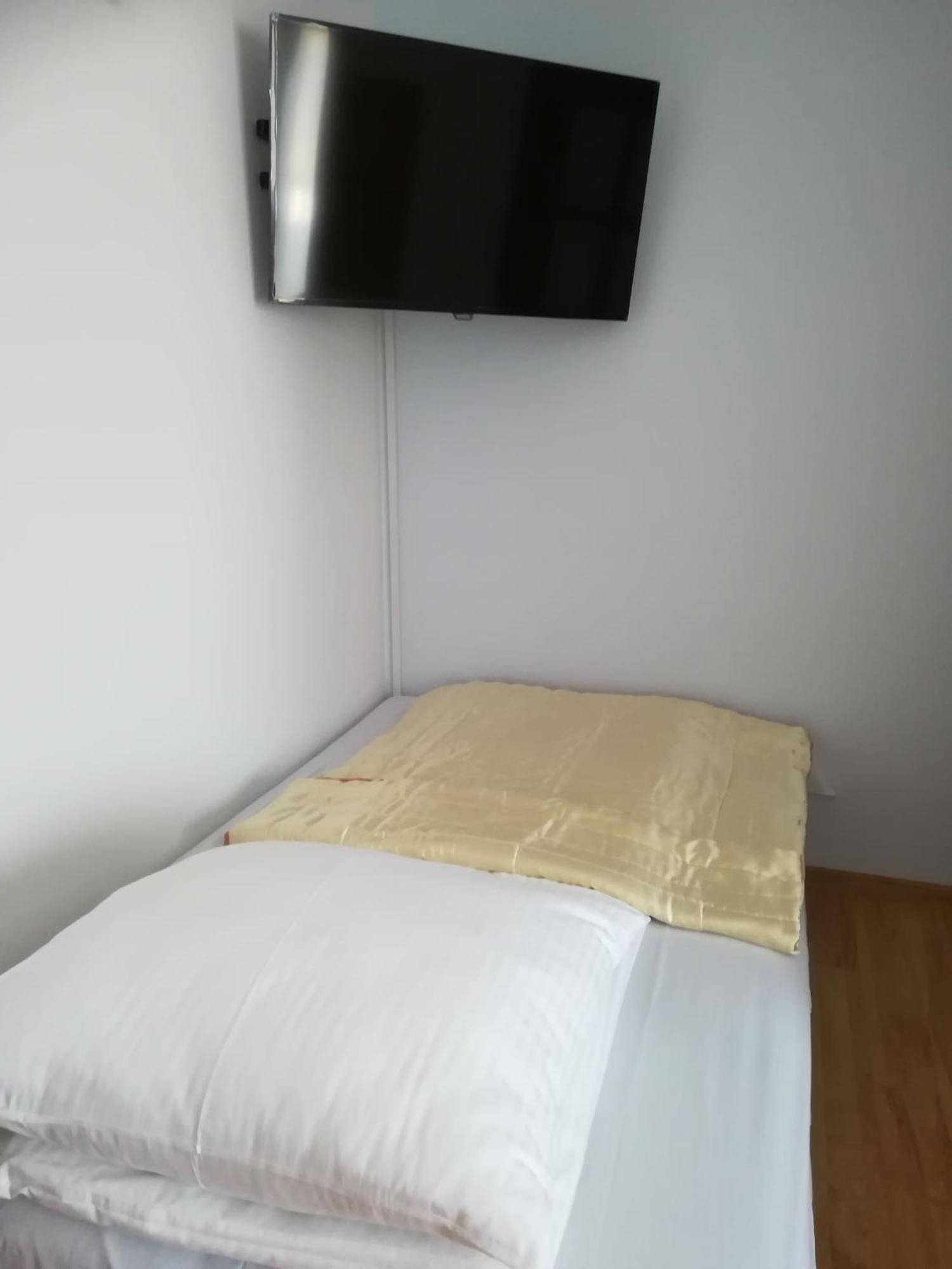 Pokoje Goscinne Jutrzenka Swarzewo Bagian luar foto