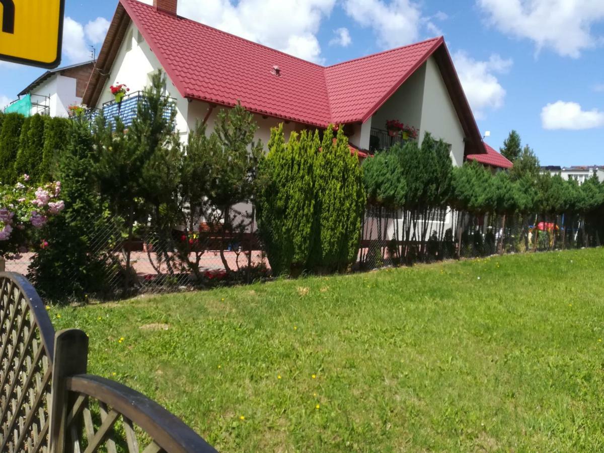 Pokoje Goscinne Jutrzenka Swarzewo Bagian luar foto